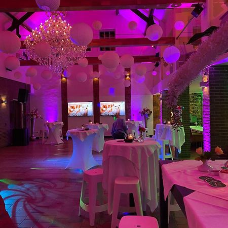 B & B M 3 Merkelbeek Bagian luar foto