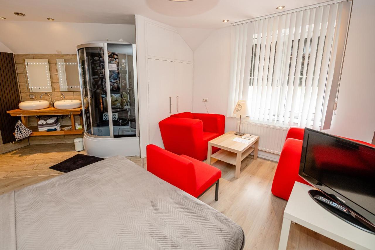 B & B M 3 Merkelbeek Bagian luar foto