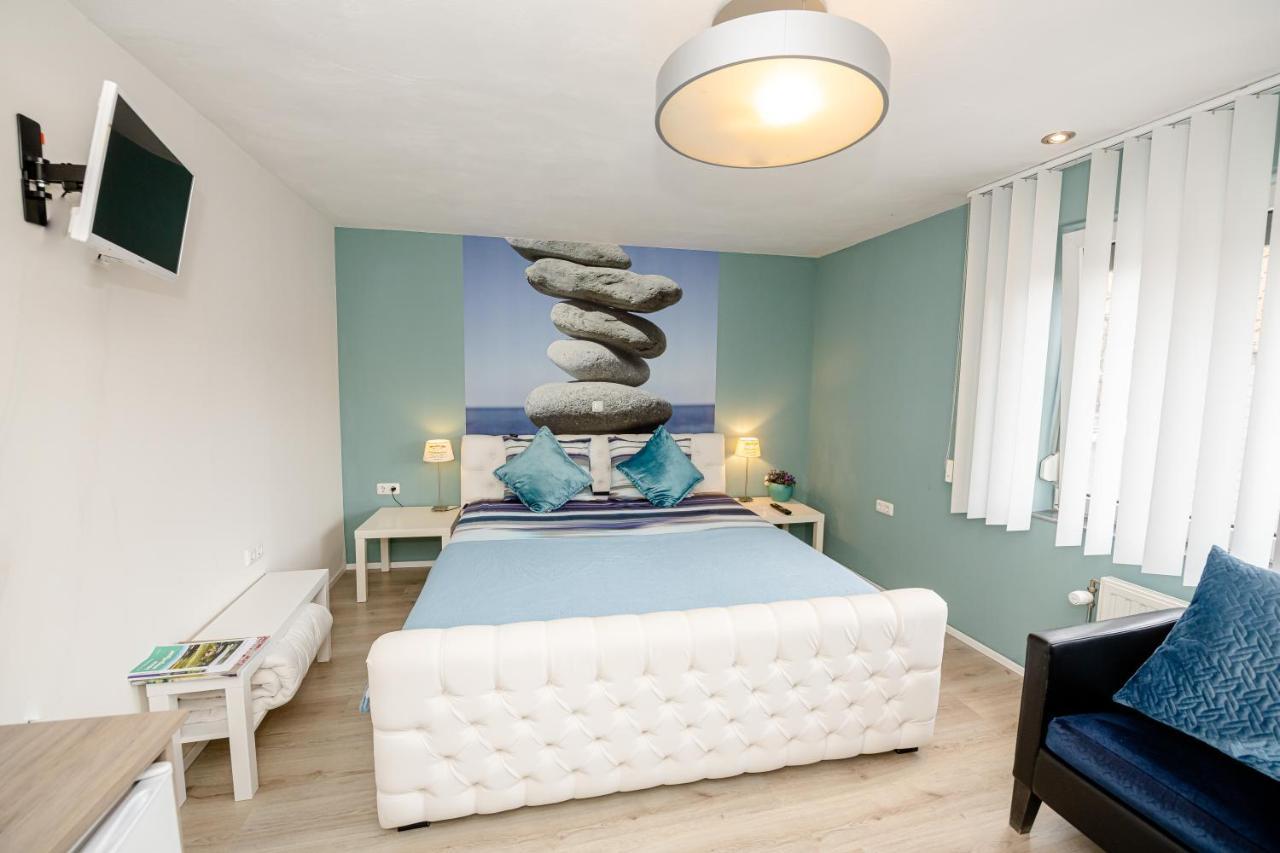 B & B M 3 Merkelbeek Bagian luar foto